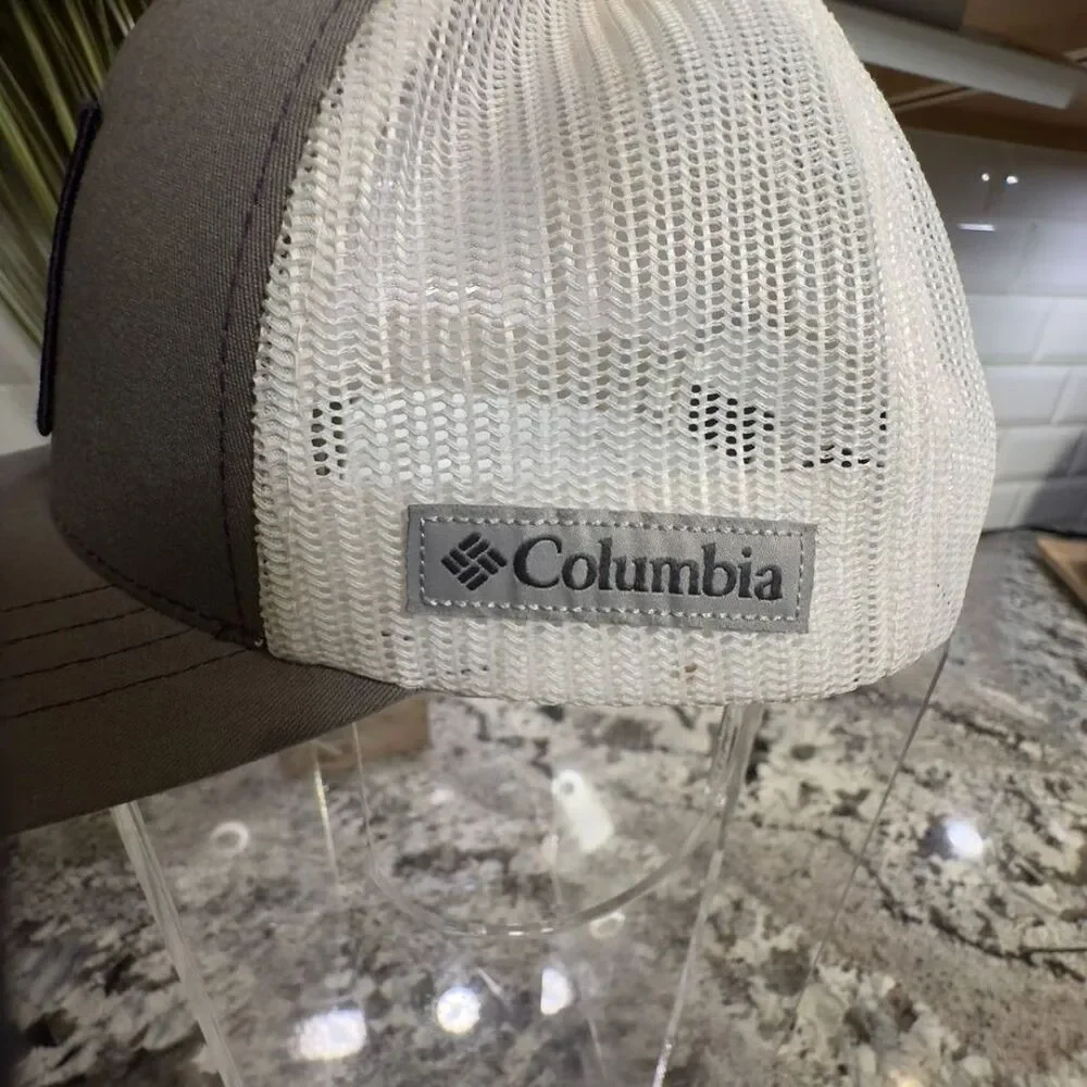Columbia Hat Snapback NWOT